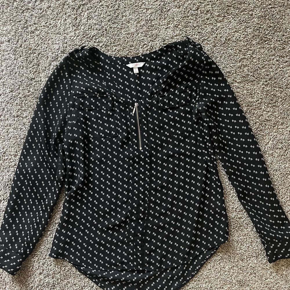 Candie’s Black and White Long Sleeve Print Size M